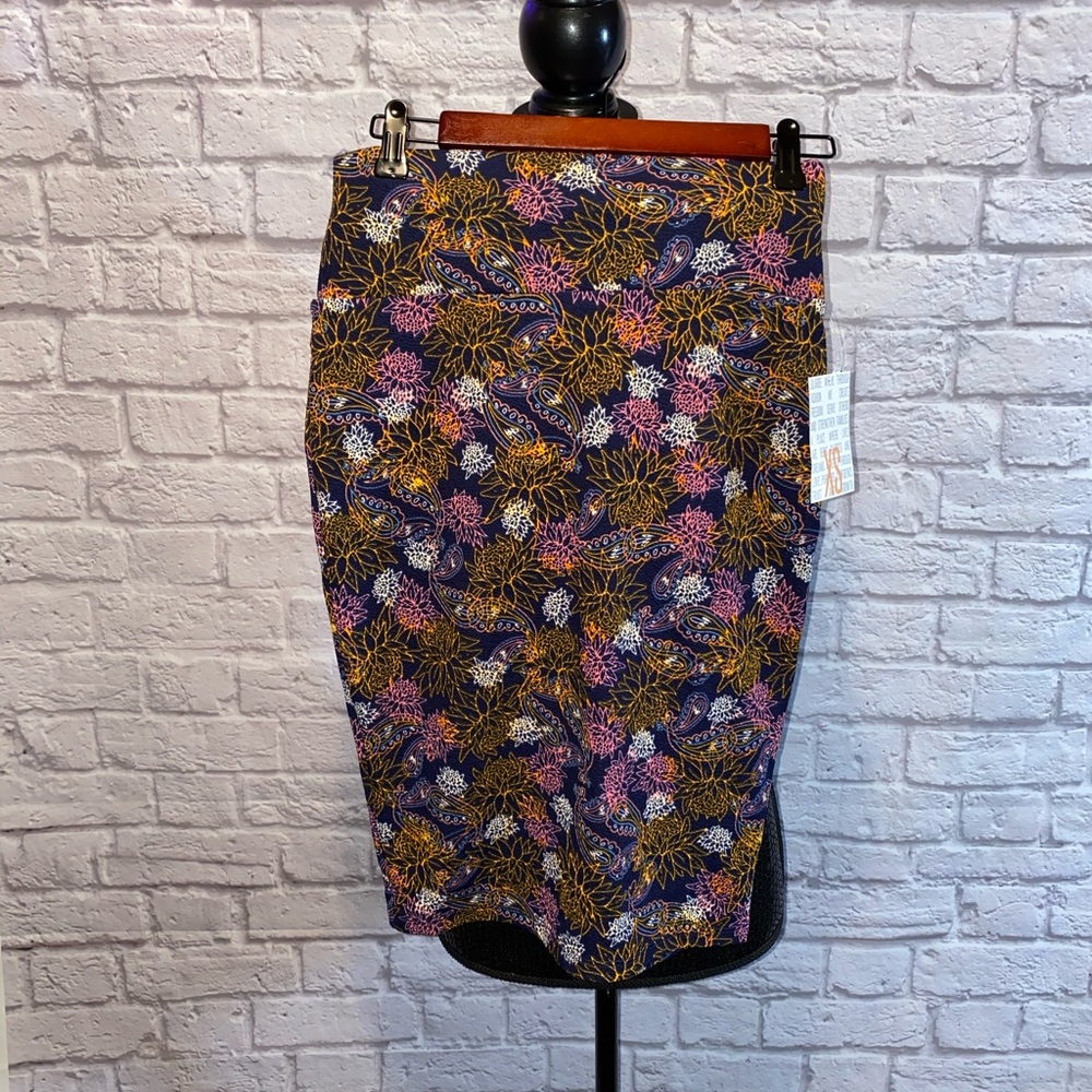 NWT LuLaRoe Pencil Skirt